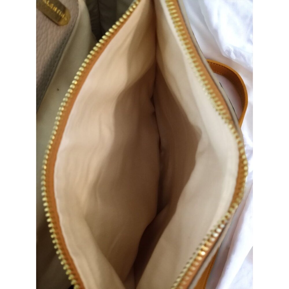 Valentina Tradizone Italiana Beige Pebbled Leather Crossbody Shoulder Bag - Picture 8 of 16
